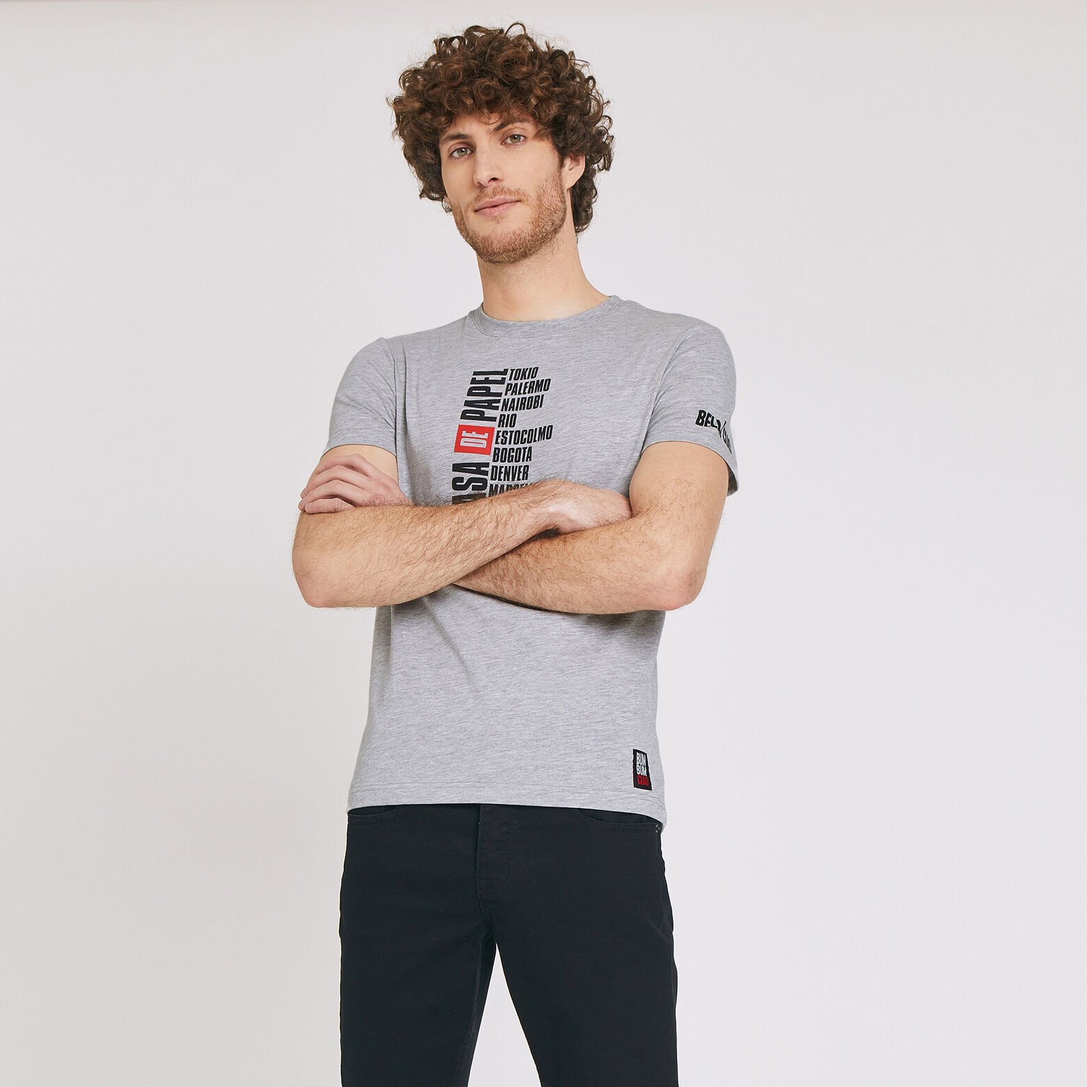 Tshirt gris NETFLIX chiné imprimé noms personnages