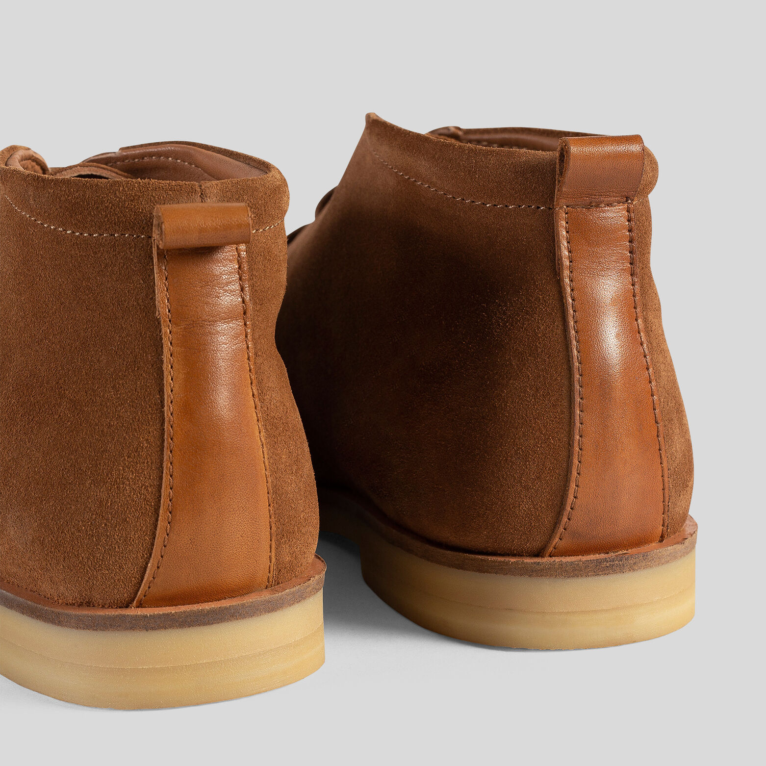 Bottines en cuir suédé