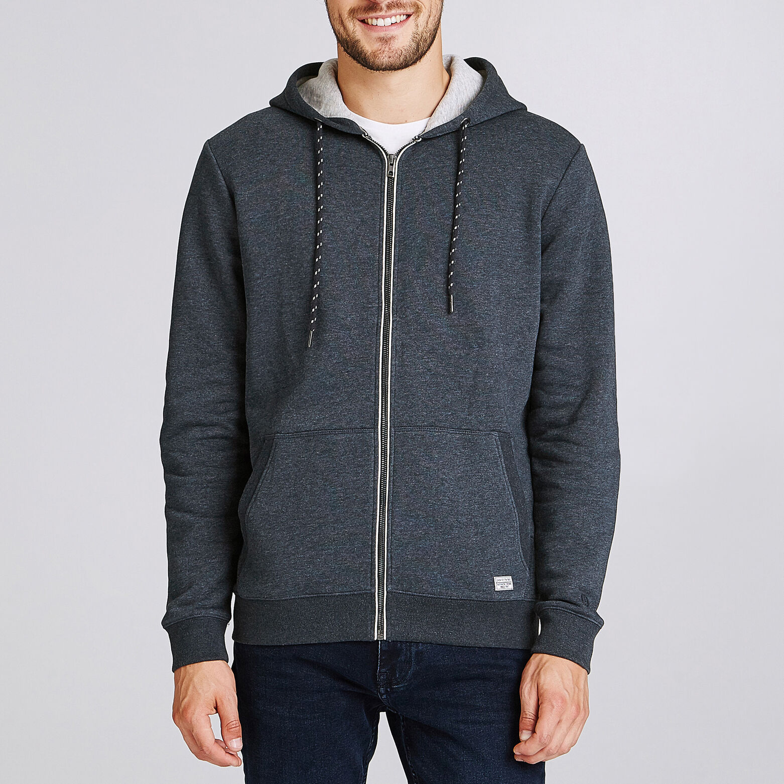 SWEAT ZIPPE CAPUCHE