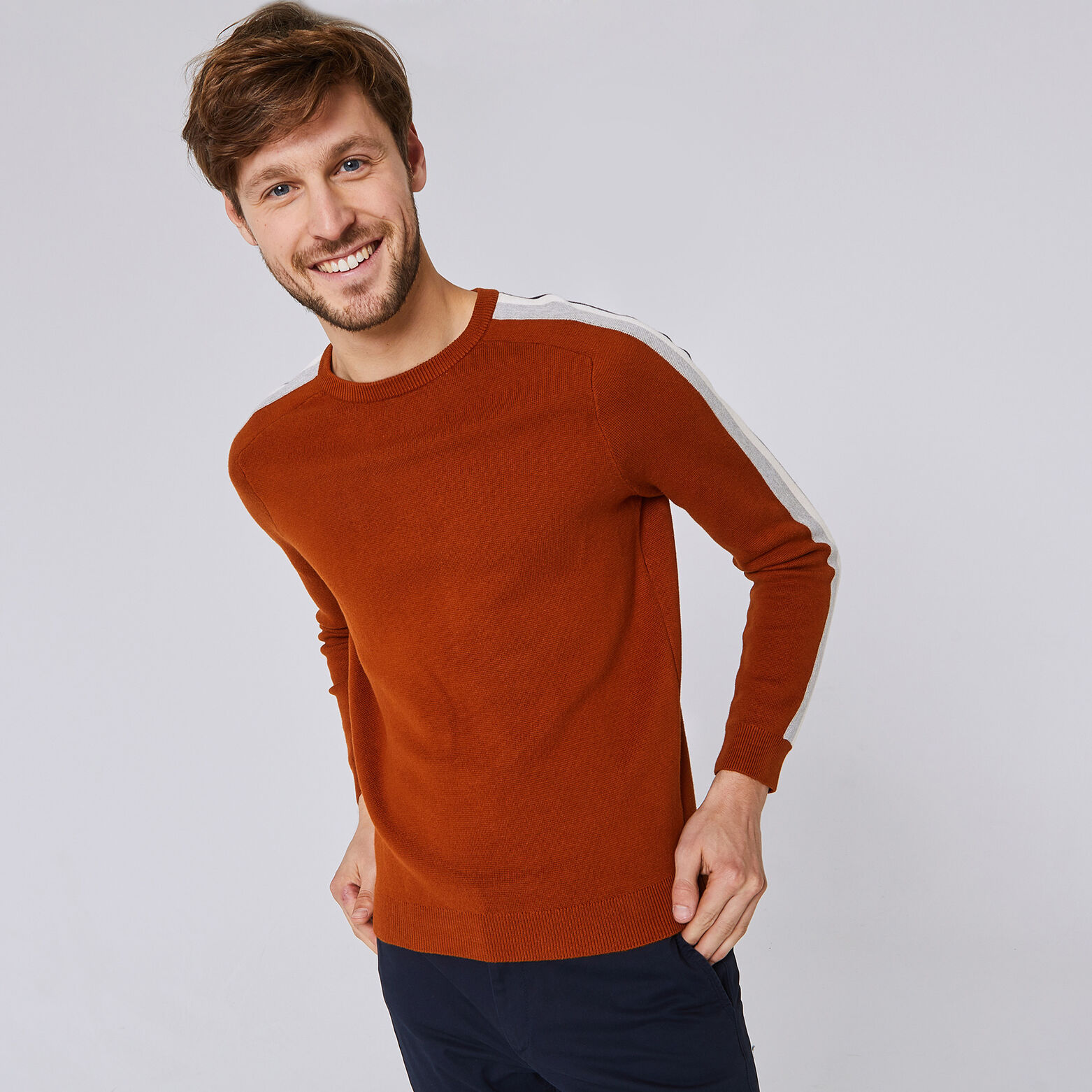 Pull milano avec bandes