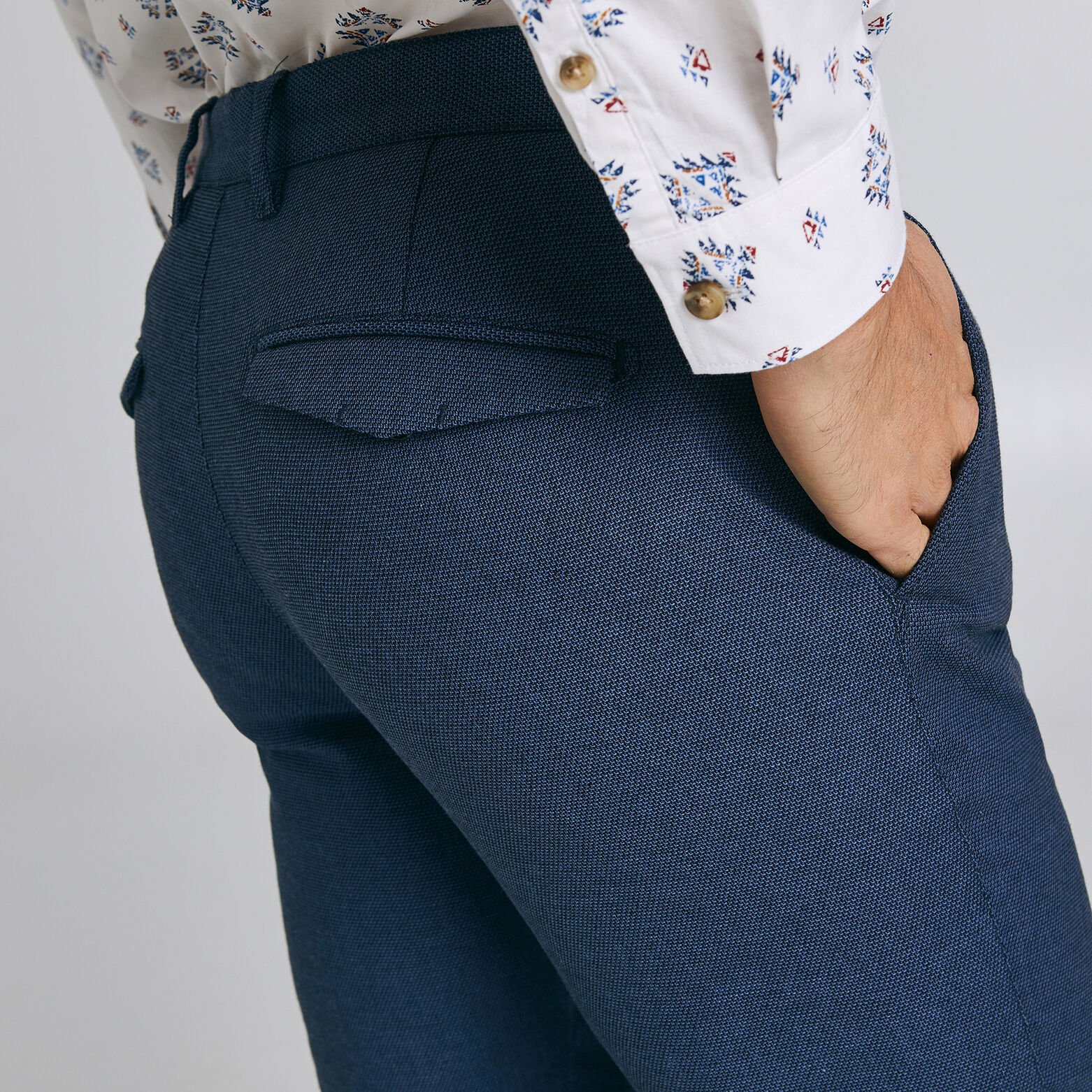 Pantalon chino slim faux uni