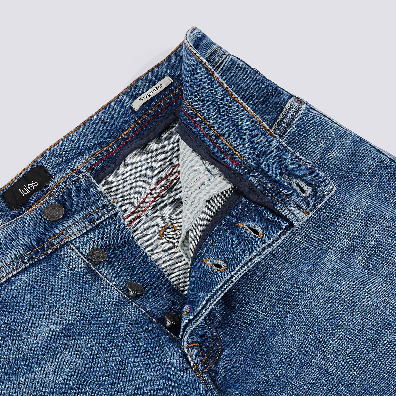 Jean Straight. 100% recyclé