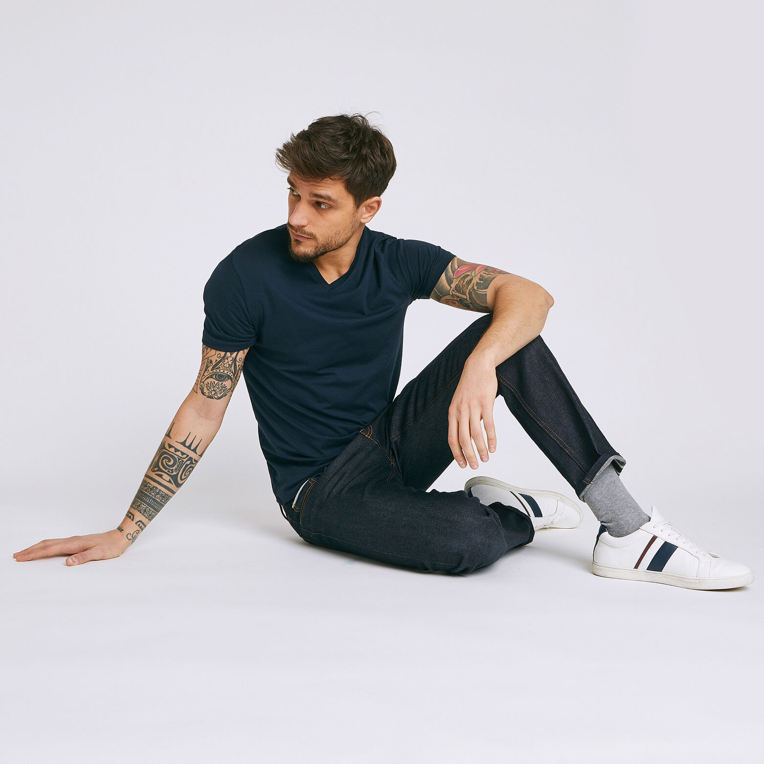 Tee-shirt uni col V slim