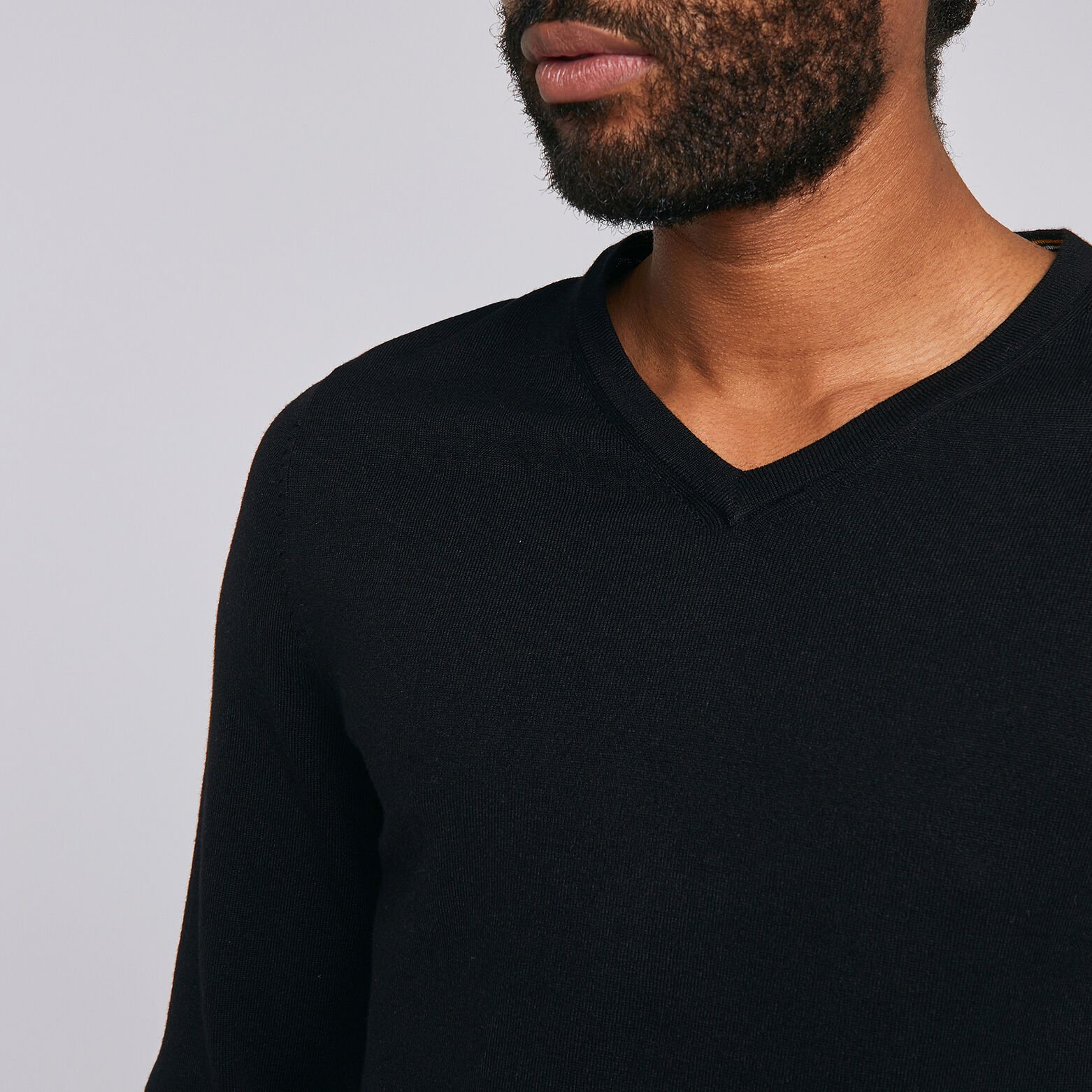 Pull basique col V