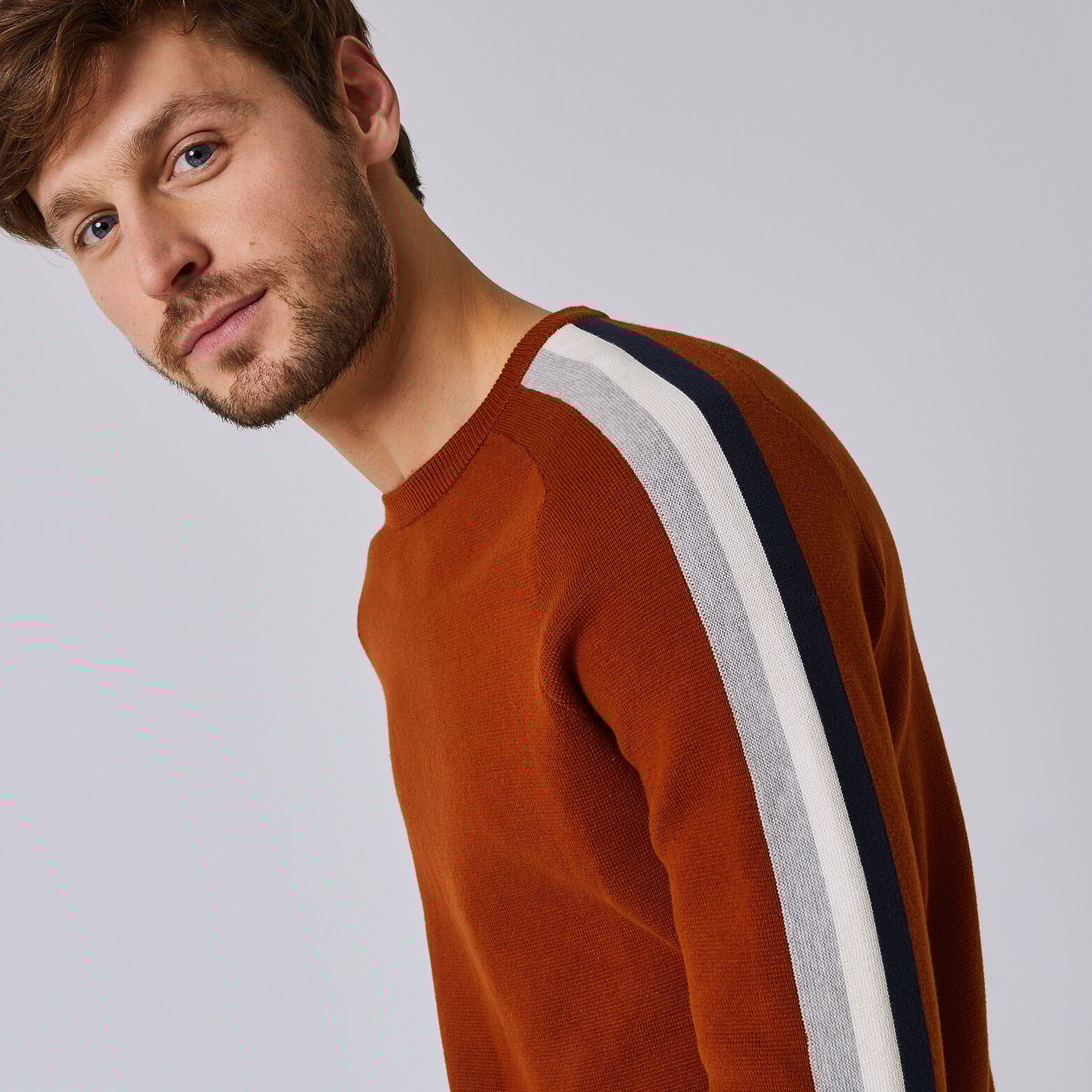 Pull milano avec bandes