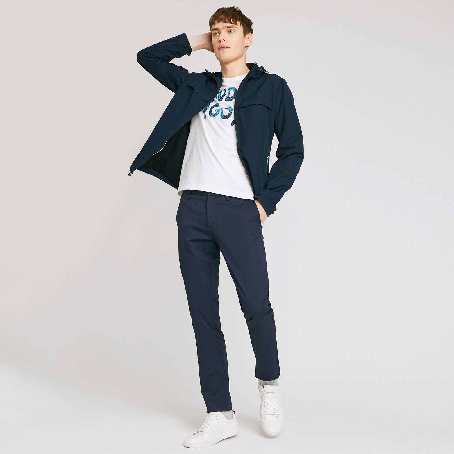 Blouson léger capuche