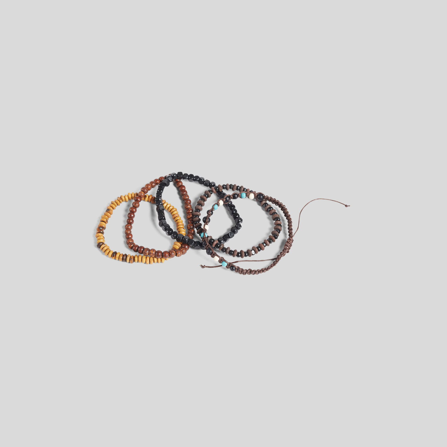 Lot de 5 bracelets en perles