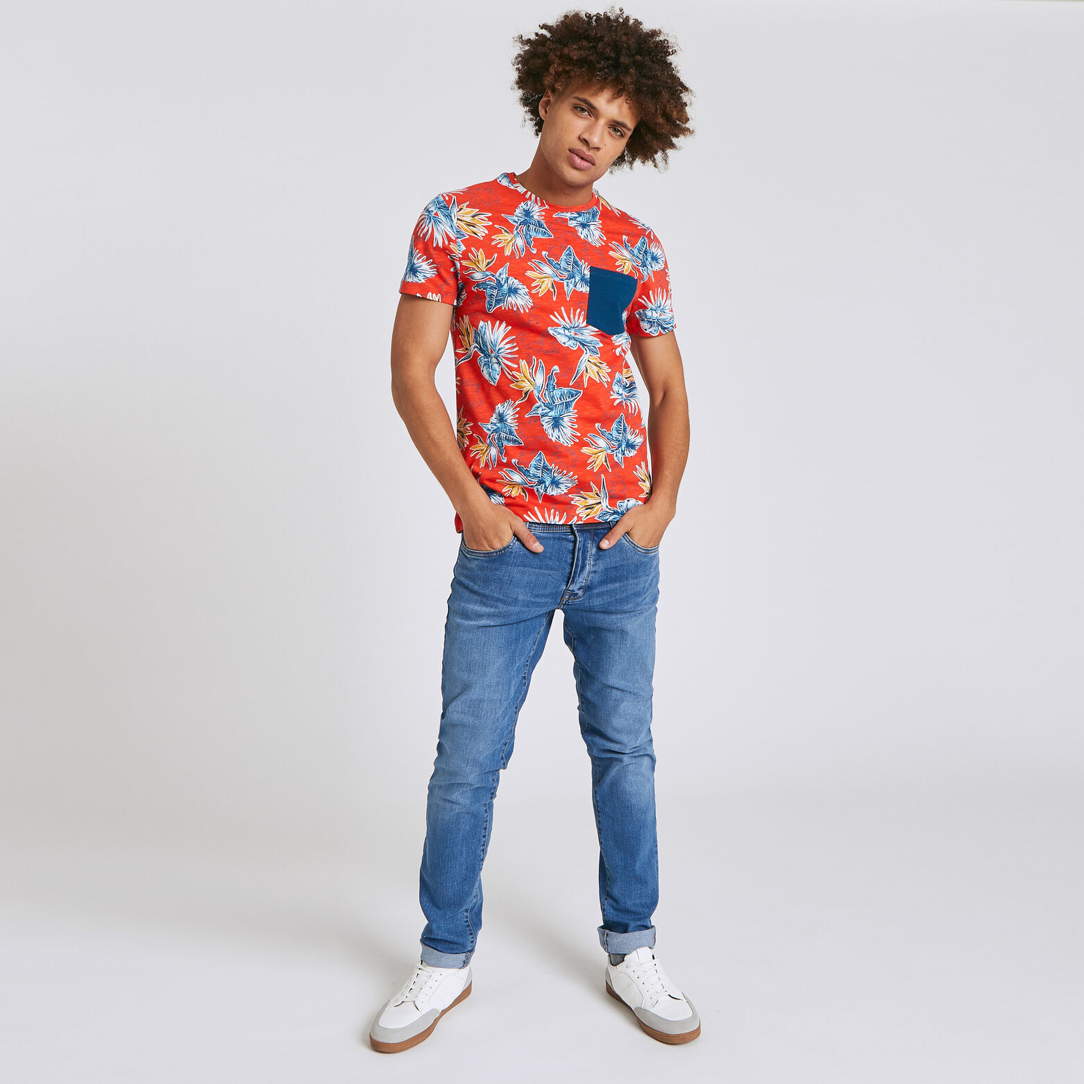 Tee shirt manches courtes imprimé all-over hibiscu
