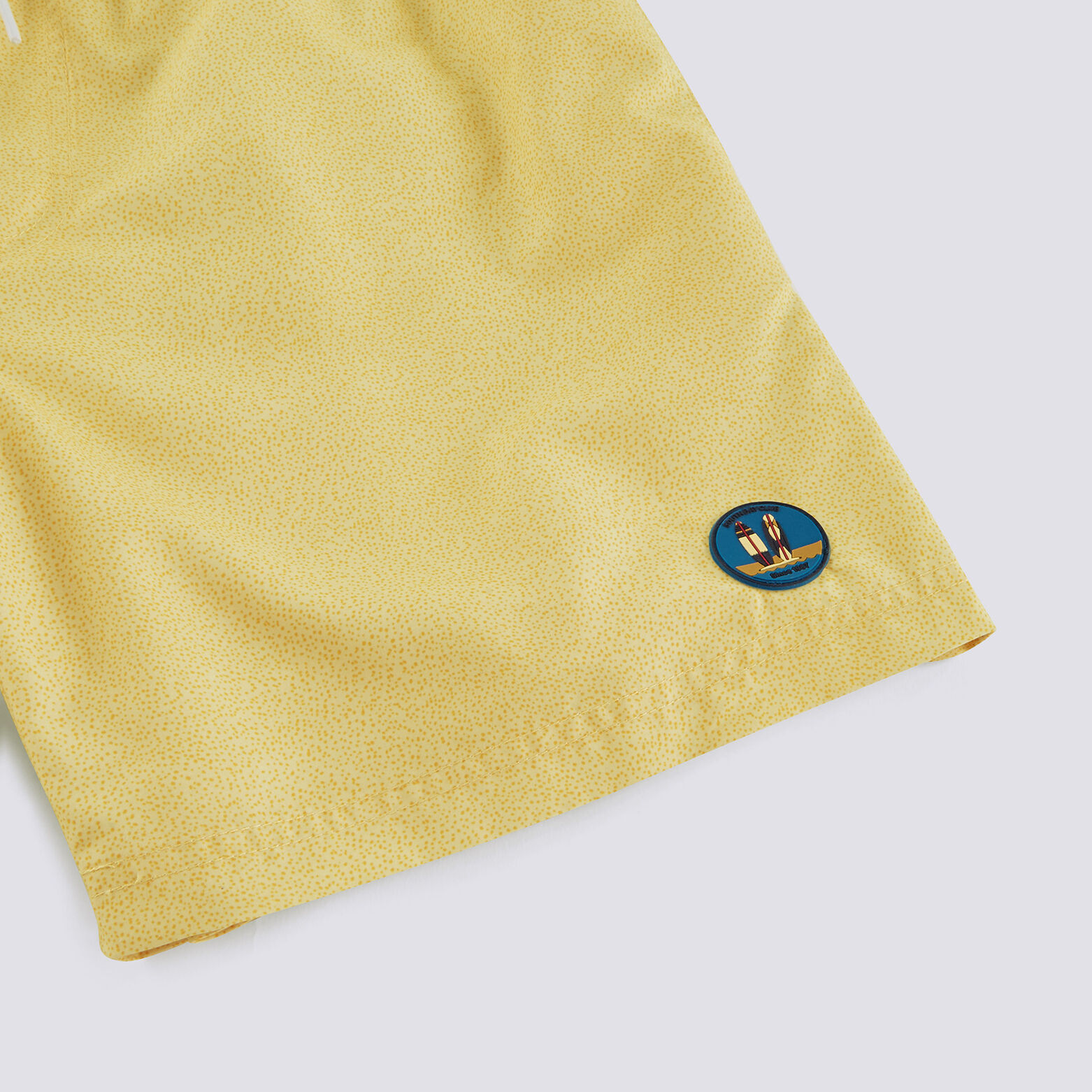 Maillot de bain avec badge cousu