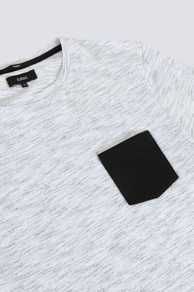 T-shirt matière fantaisie poche contrastée