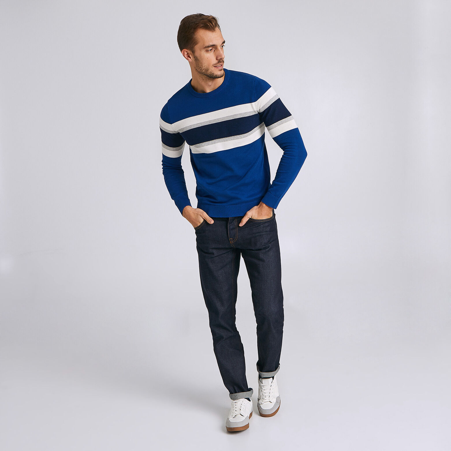 Pull col rond tricolore
