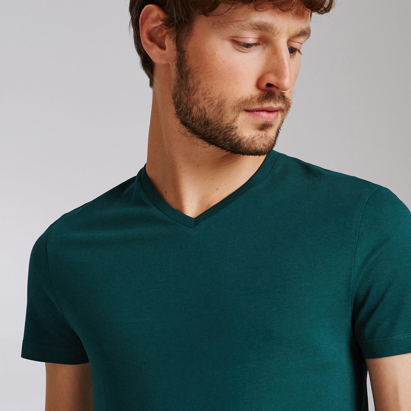 Tee-shirt uni col V slim