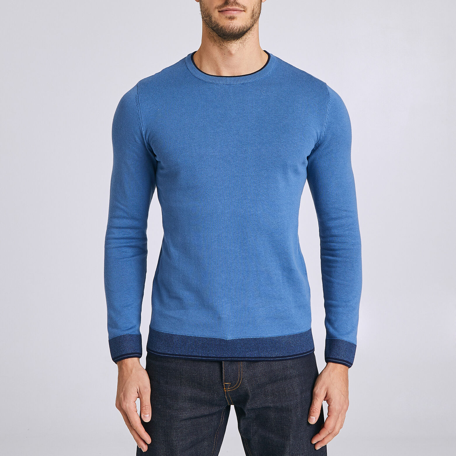 Pull col rond jeu de points