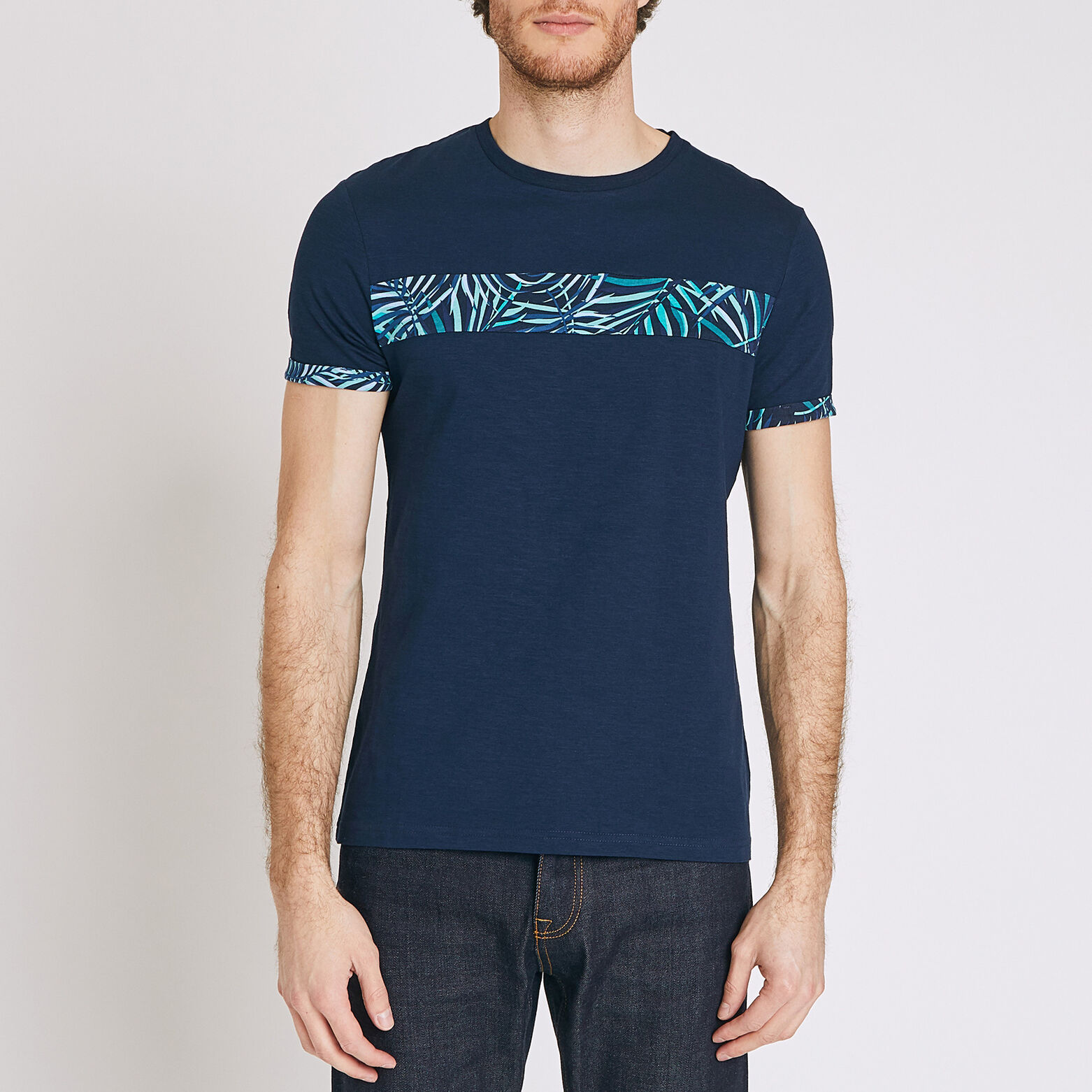 Tee shirt col rond découpe feuillage