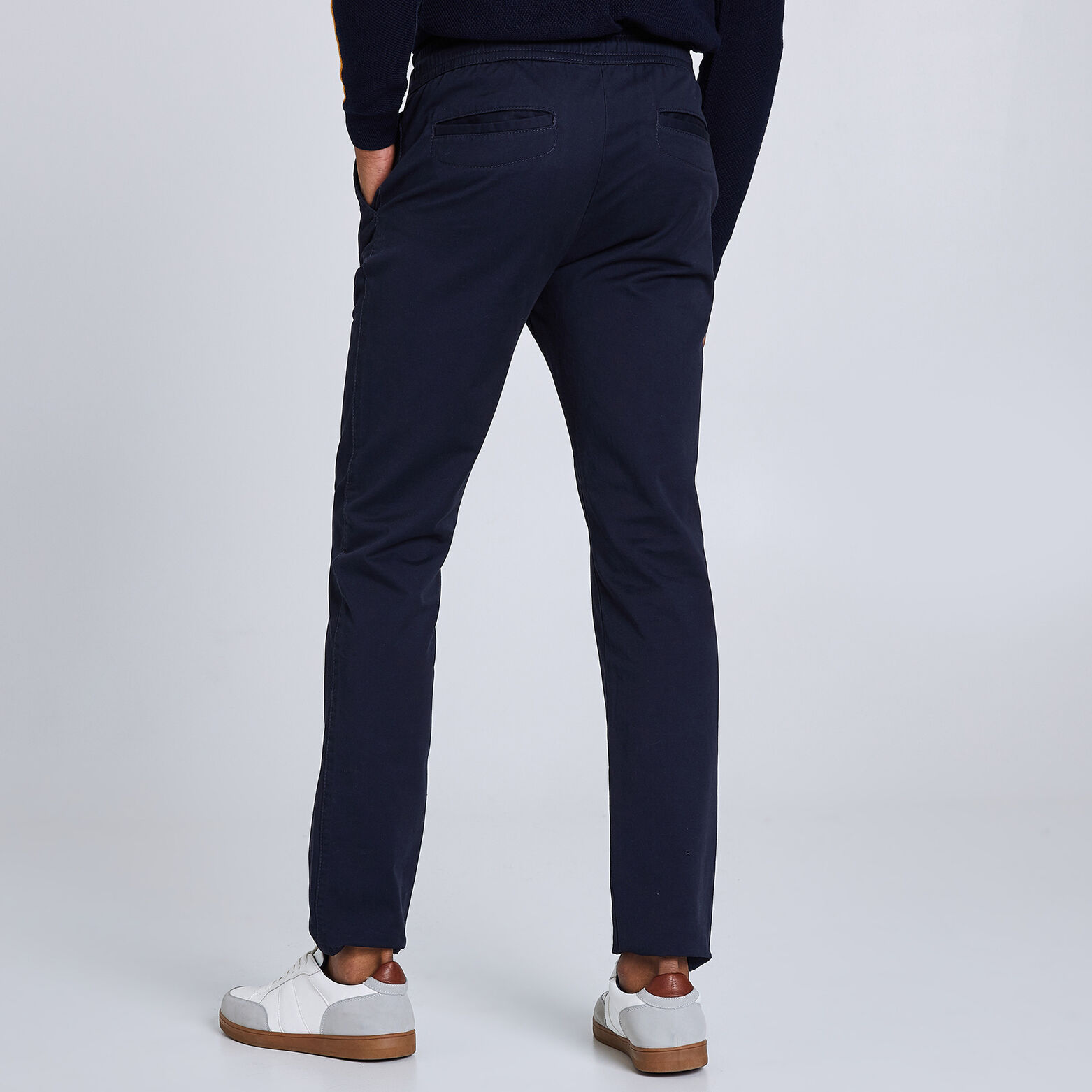 Chino ceinture élastiquée 