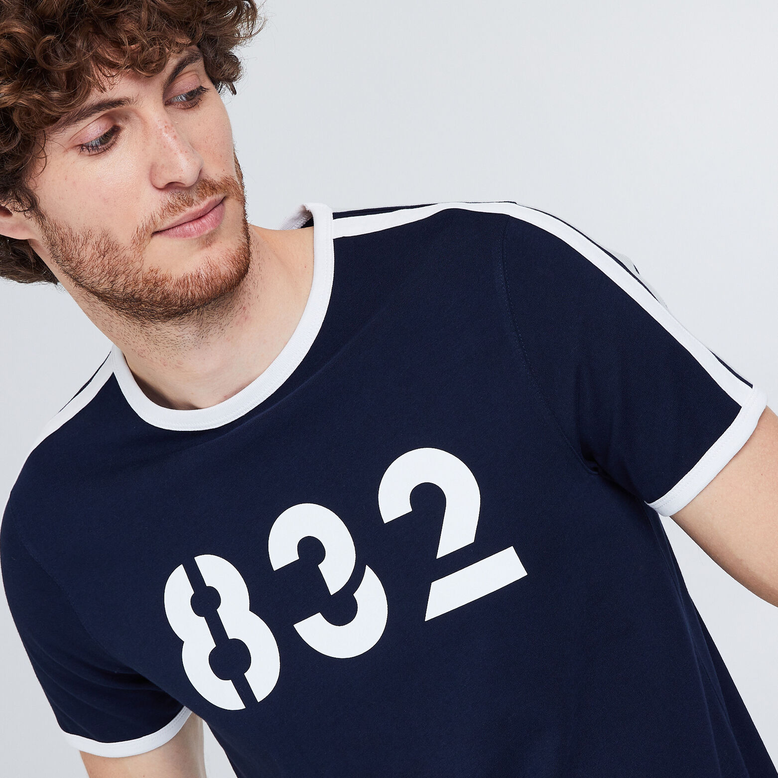 Tee shirt col rond Édition 832