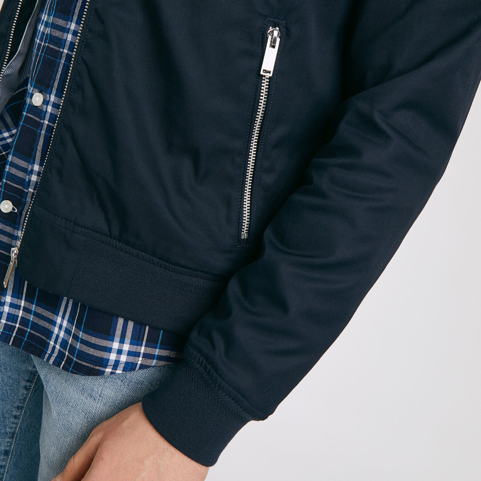 Blouson zippé léger col montant
