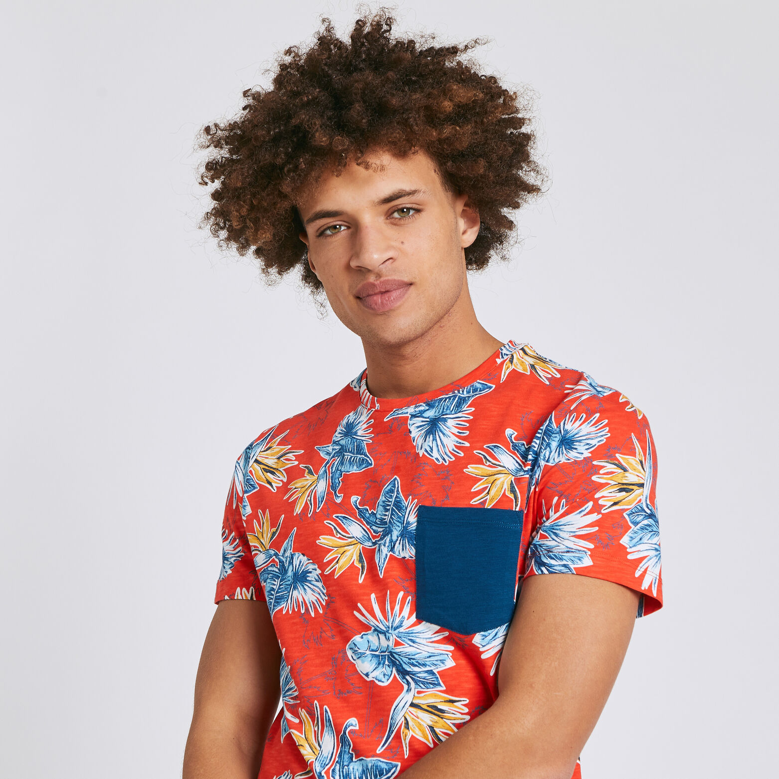 Tee shirt manches courtes imprimé all-over hibiscu