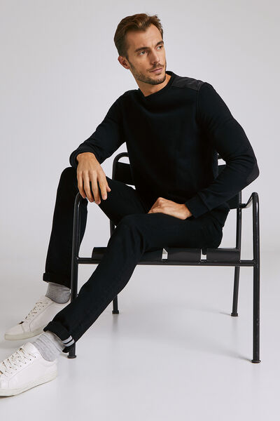 Pull fin bi-matière