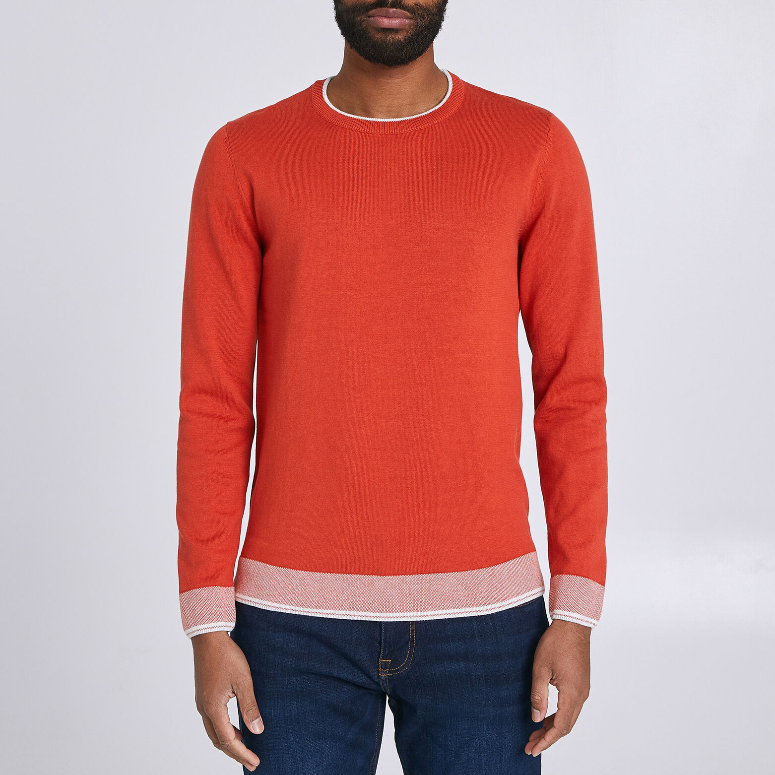 Pull col rond jeu de points