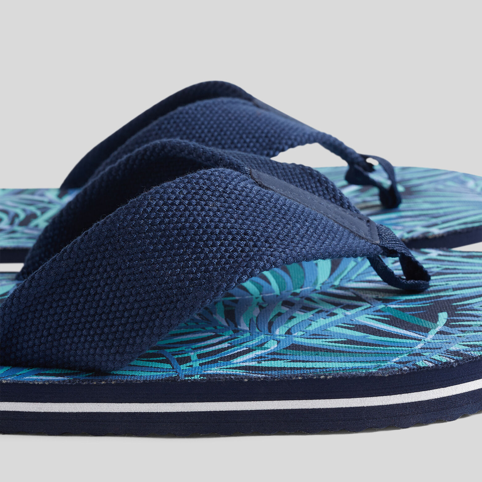 Tongs homme en tissu