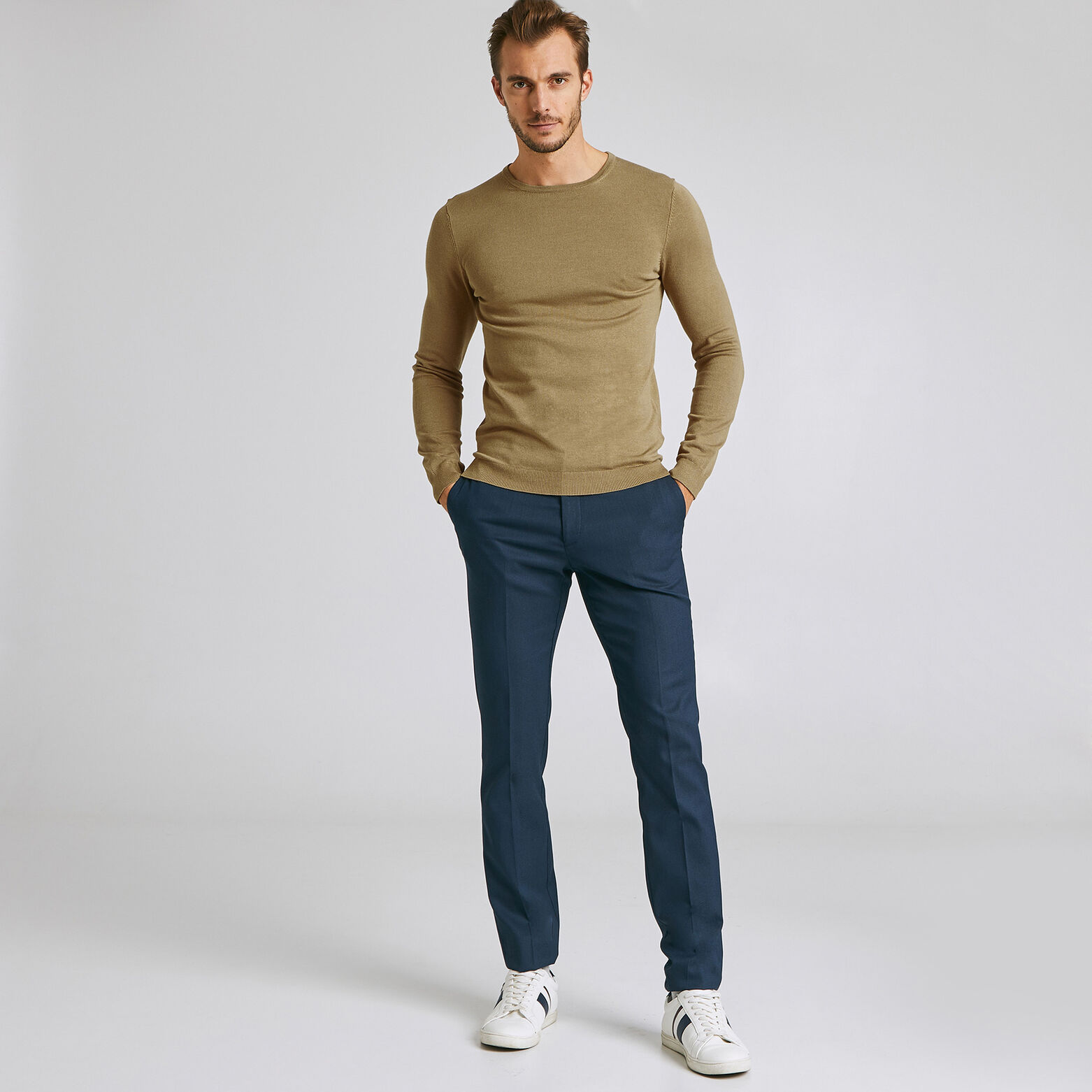 Pull fin col rond uni
