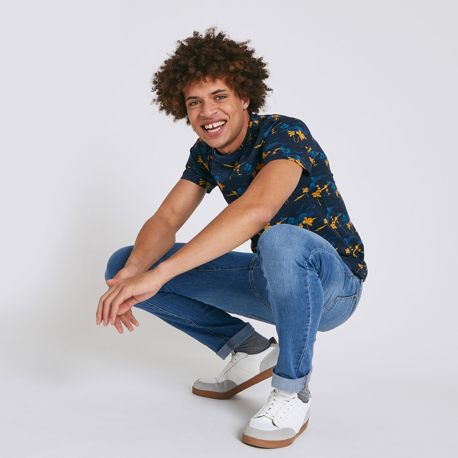 Tee shirt manches courtes imprimé all-over palmier