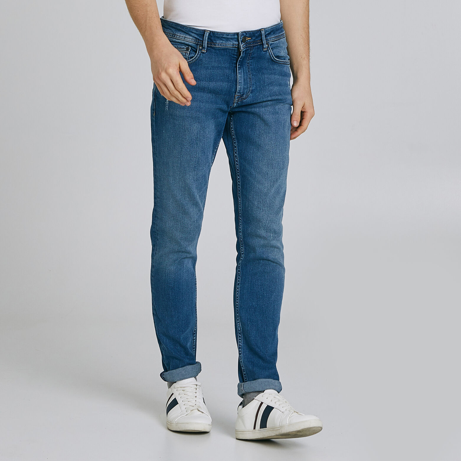 Jean slim Tom effet destroy