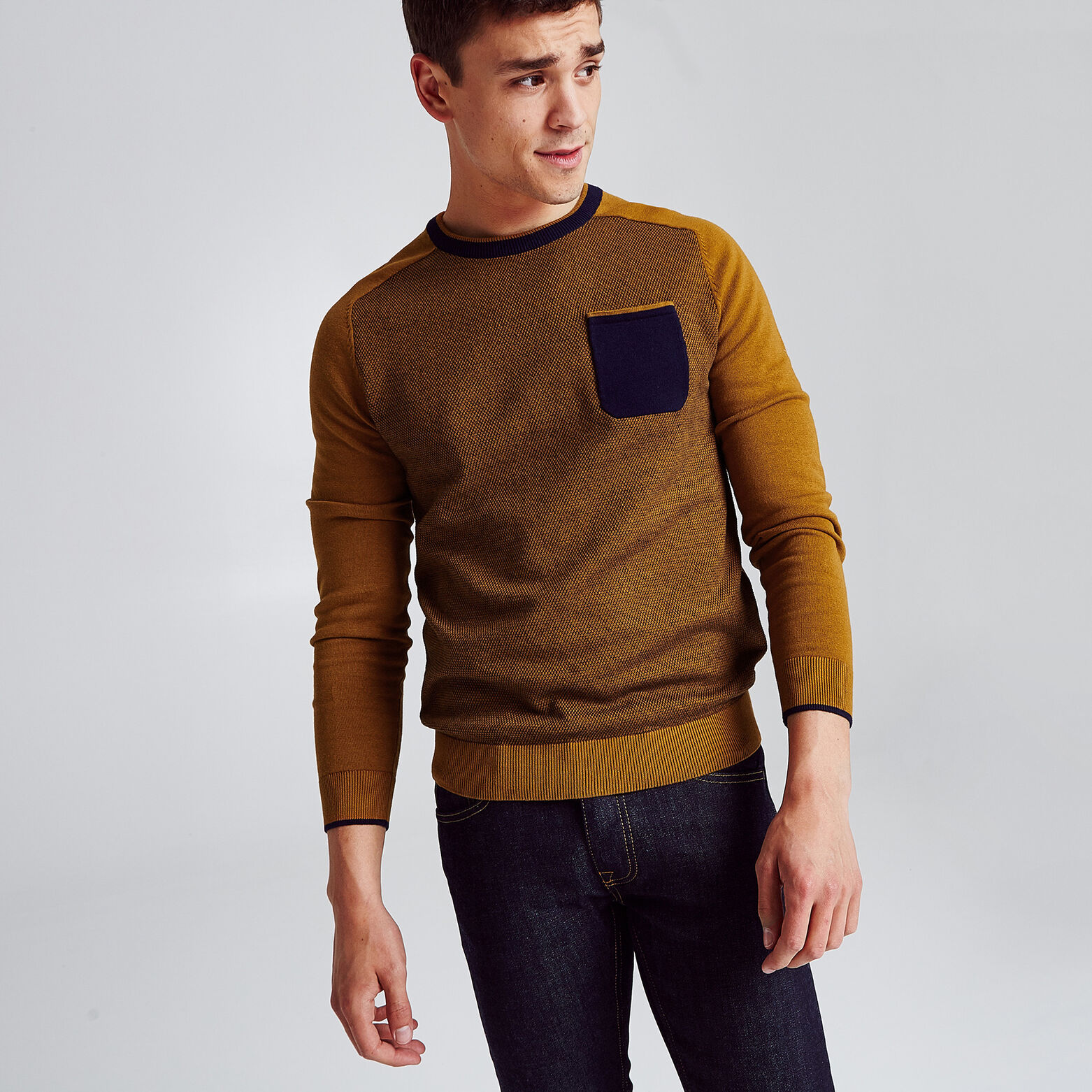 Pull col rond micro jacquard