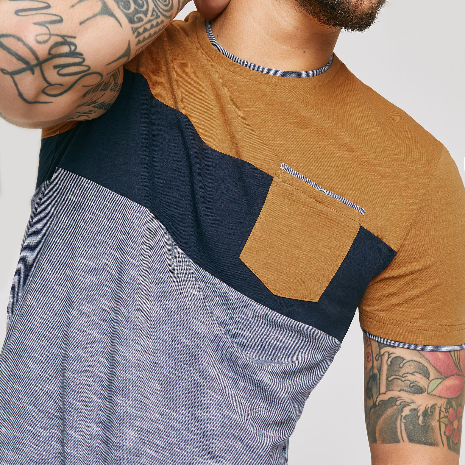 Tee shirt colorblock empiècement poche