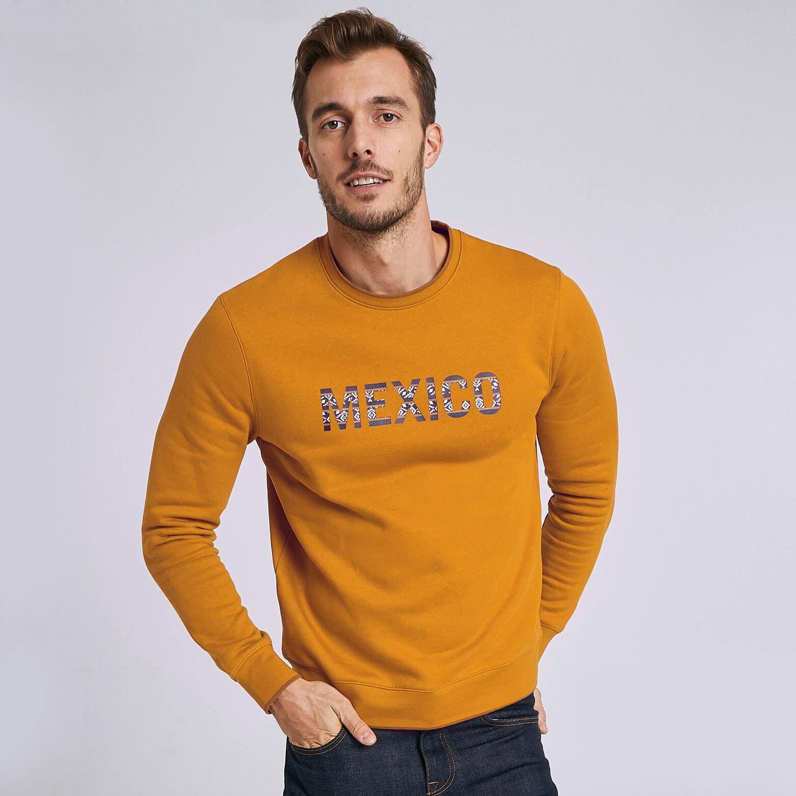 Sweat col rond message imprimé aztec
