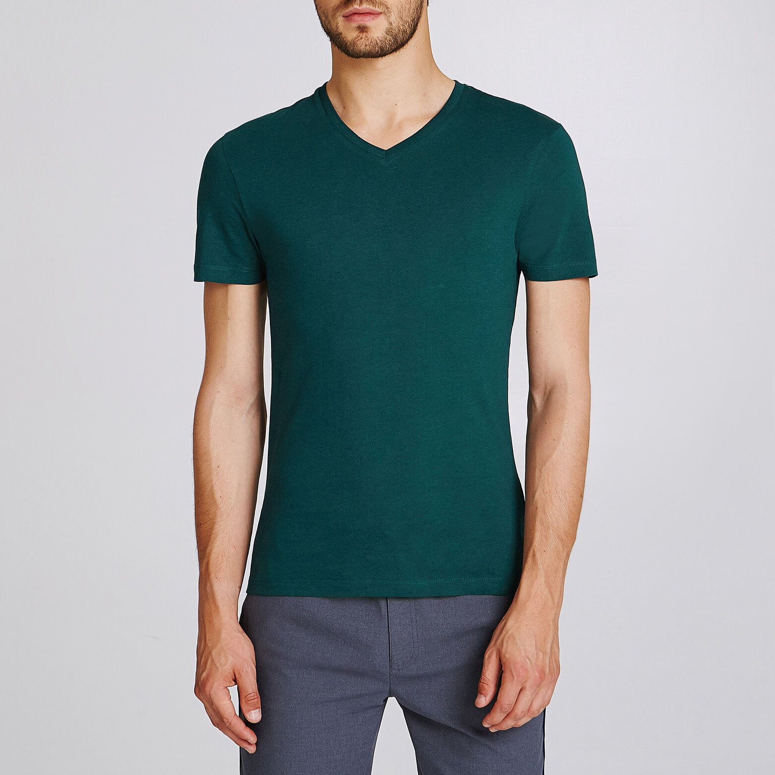 Tee-shirt uni col V slim