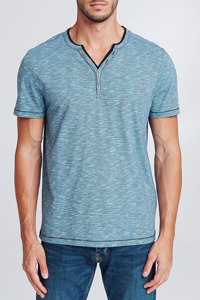 T-shirt col tunisien