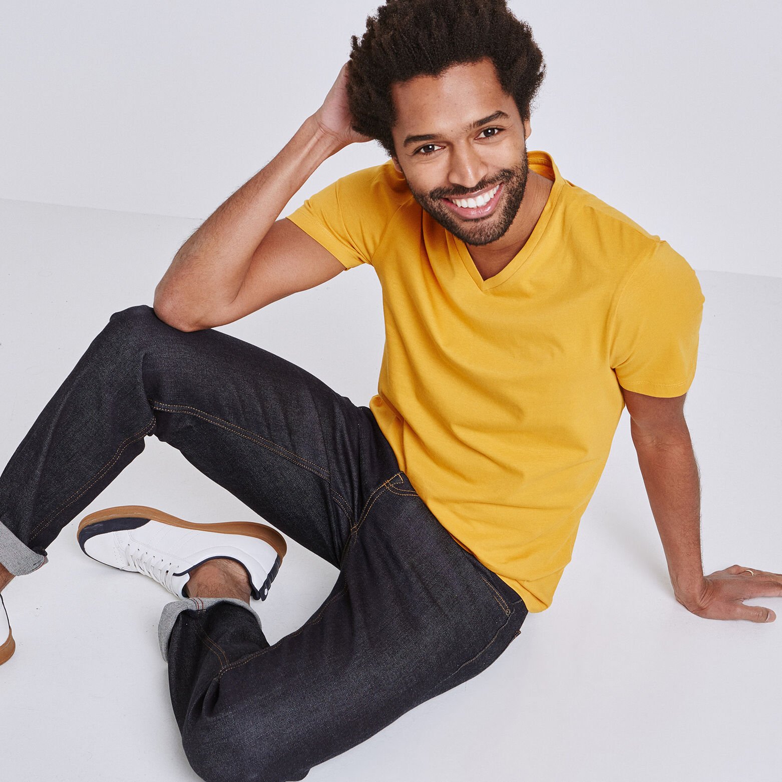 Tee-shirt uni col V slim