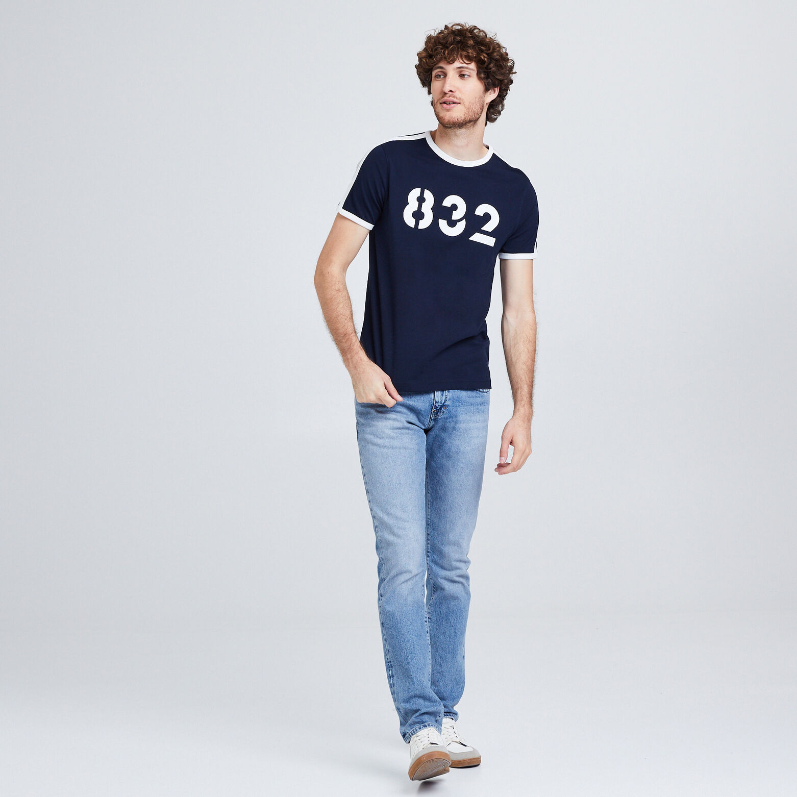 Tee shirt col rond Édition 832