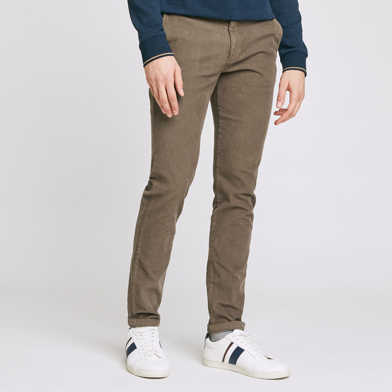 Chino coupe slim en velours