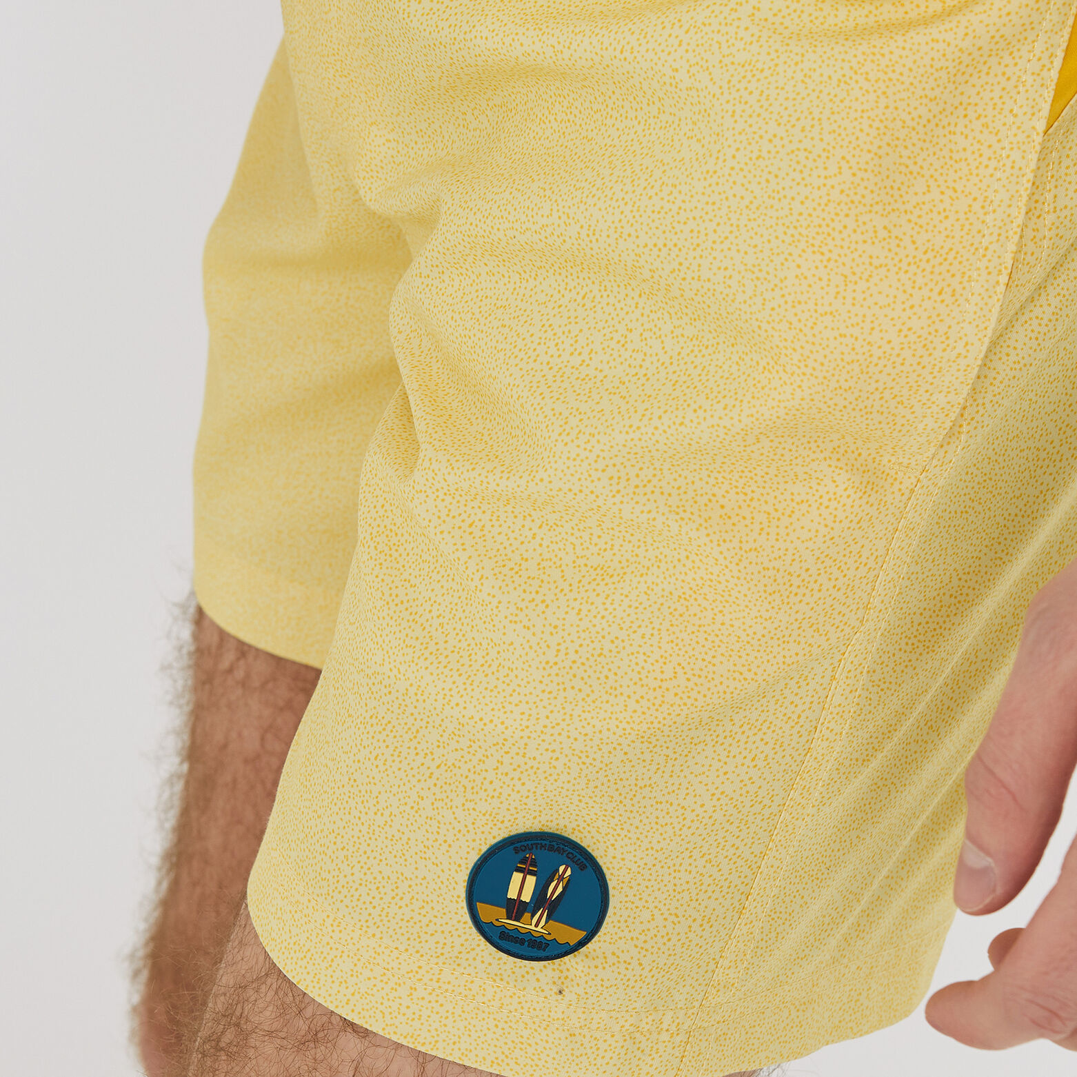 Maillot de bain avec badge cousu