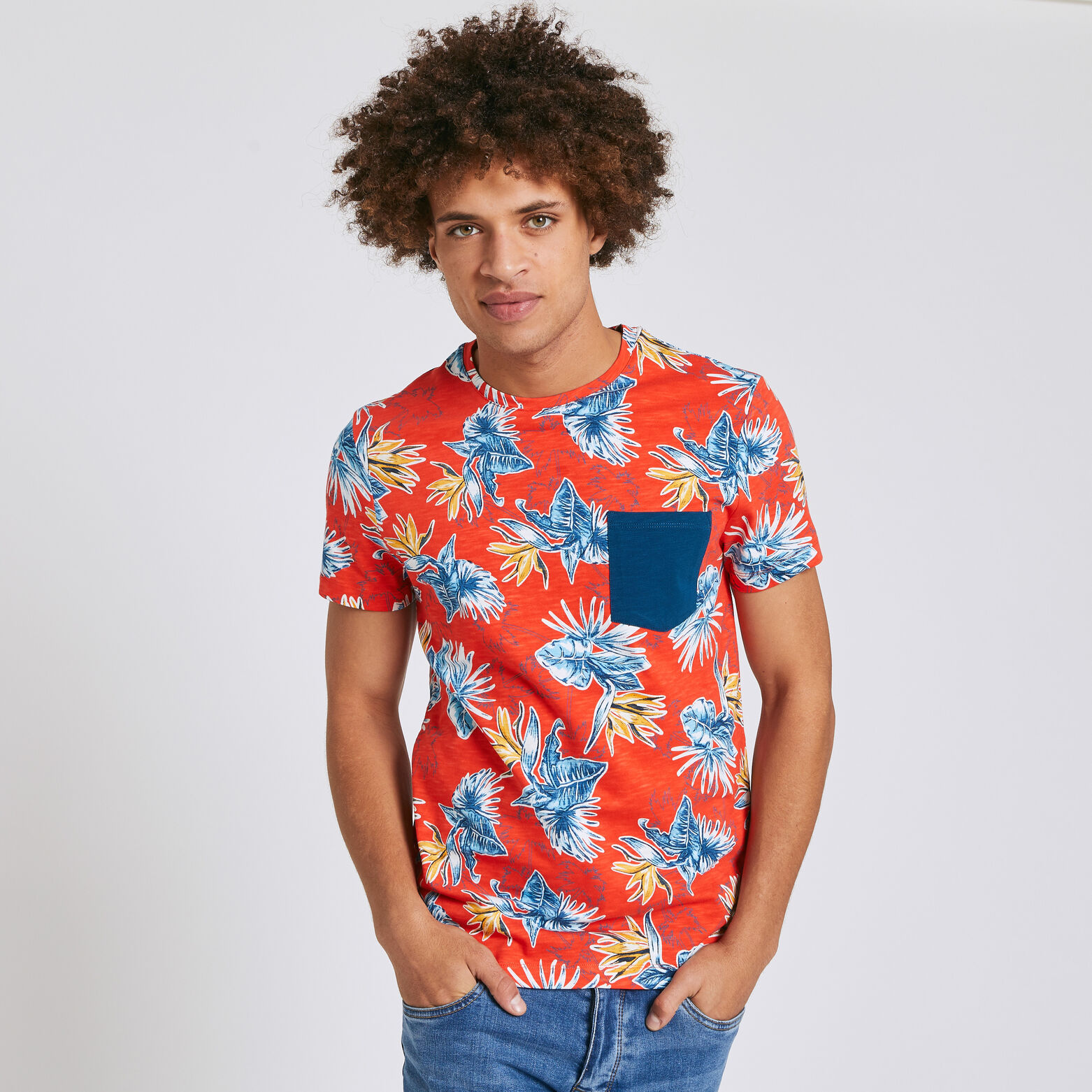 Tee shirt manches courtes imprimé all-over hibiscu
