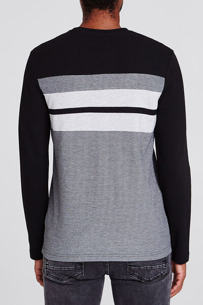 Tee-shirt colorblock avec jeux de découpes