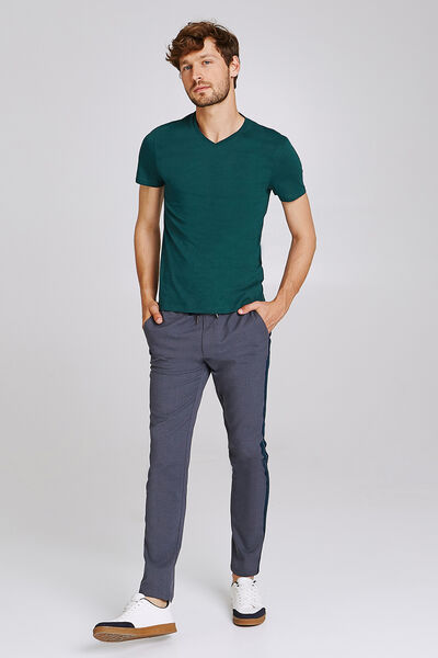 Tee-shirt uni col V slim