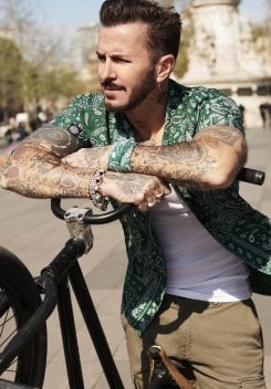 Chemise fise verte et blanche